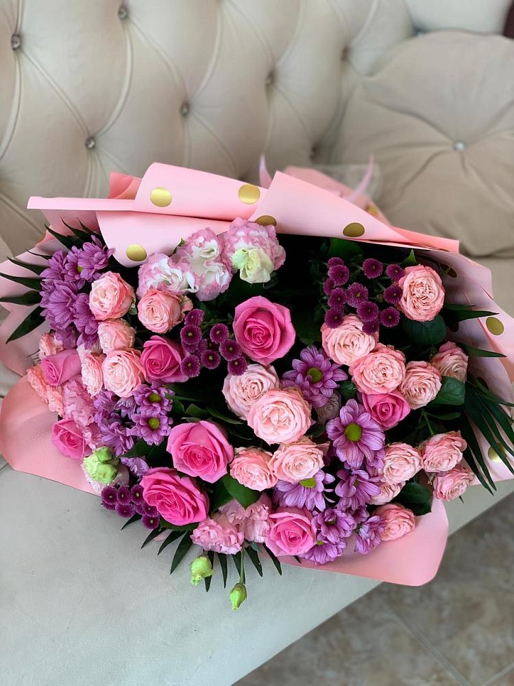 Букет цветов из: Хризантемы, Розы и Лизиантусы в Култаево