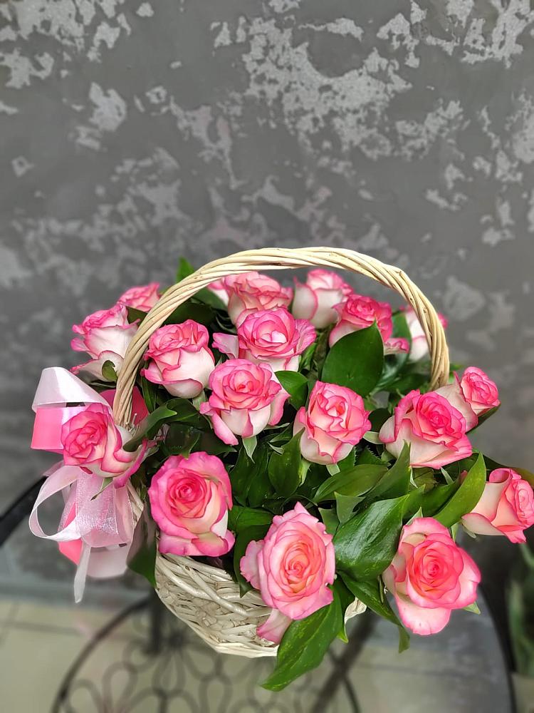 Цветочная композиция из Розы в корзине в Култаево