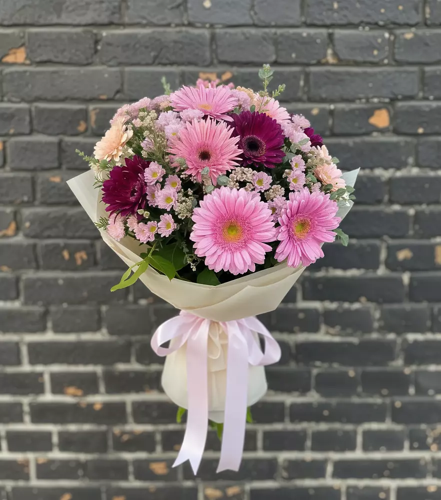 Букет цветов из: Герберы и Хризантемы в Култаево