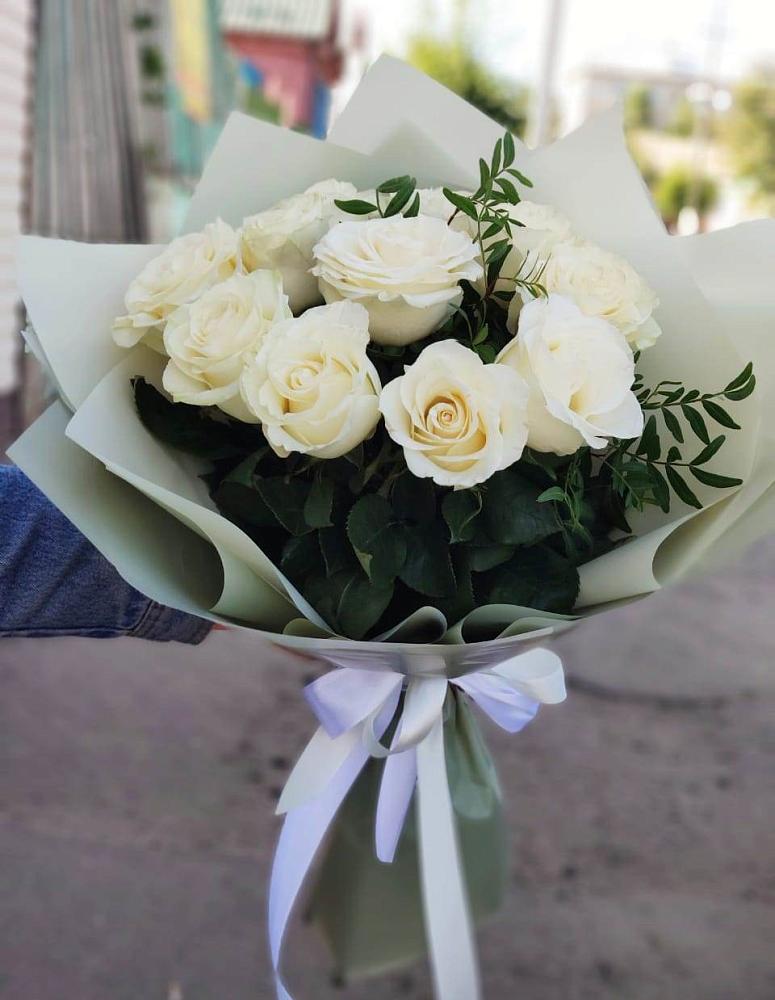 Букет Белые розы Проуд в Култаево