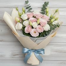 Букет цветов из:  Лизиантусы в Култаево