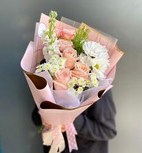 Букет цветов из:  Хризантемы и Розы в Култаево