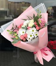 Букет цветов из:  Розы, Лизиантусы и Хризантемы в Култаево