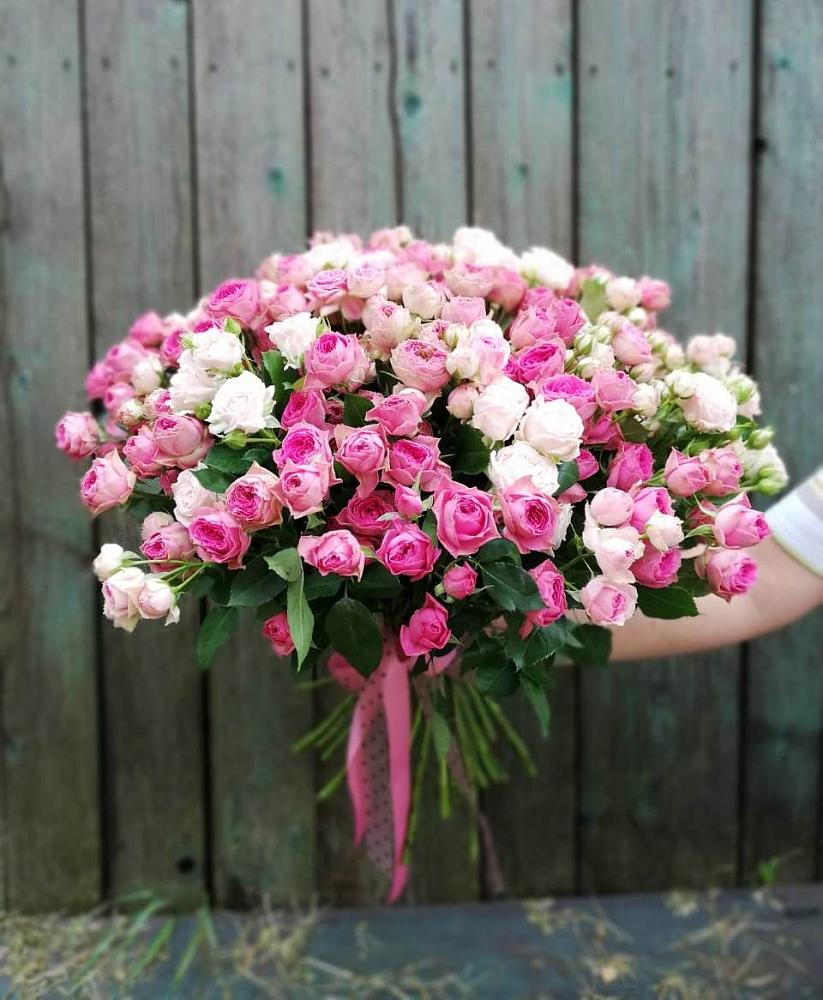 Букет Розовые кустовые розы Натали и Лав Лидия в Култаево