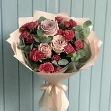 Букет цветов из:  Гвоздики и Розы в Култаево