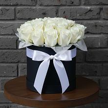 Цветочная композиция из Розы в шляпной коробке в Култаево